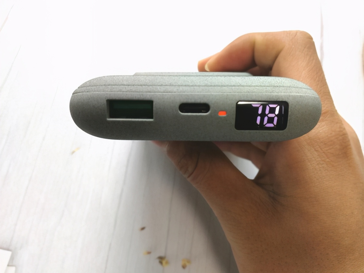 南卡无线充电宝power2评测,南卡power3充电宝无线充电测试