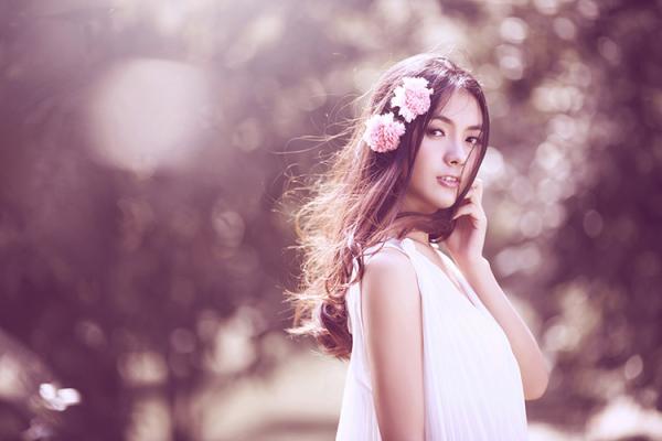 女性月经期间雌激素分泌旺盛,女性雌激素旺盛会有哪些表现