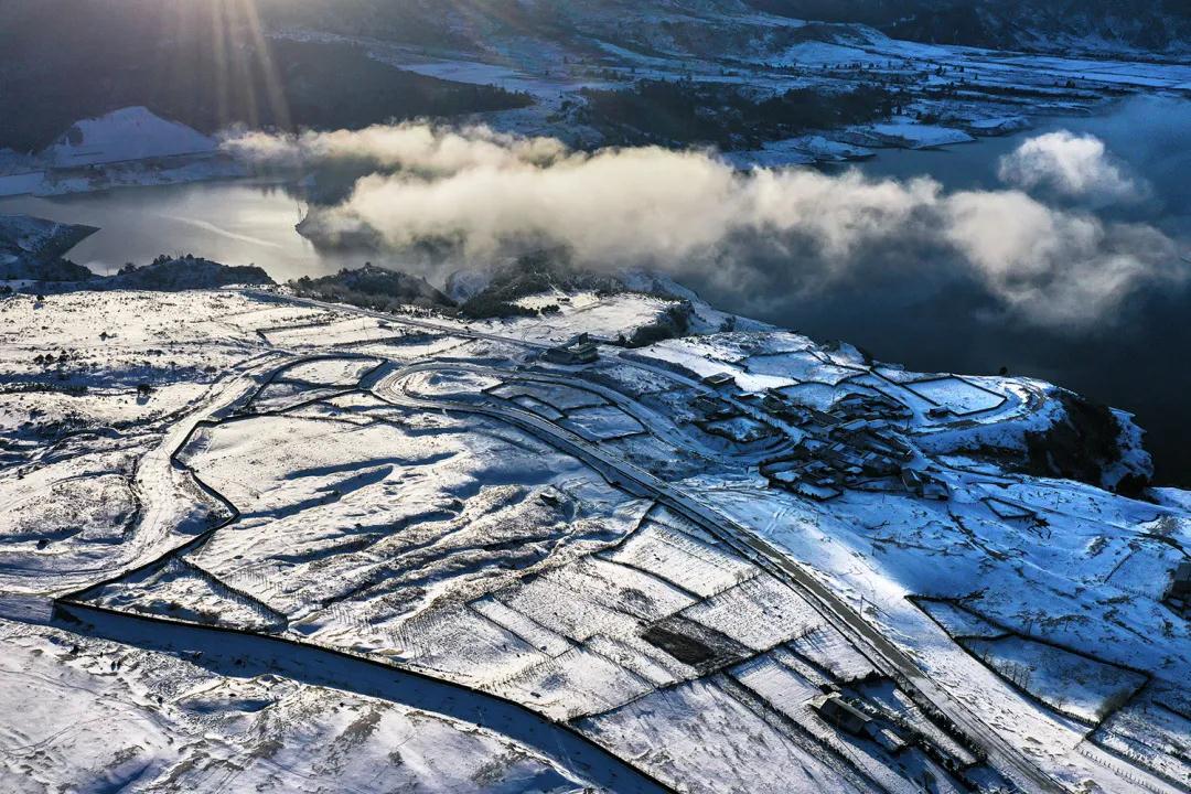 冕宁冶勒湖旅游攻略,冕宁县冶勒湖攻略