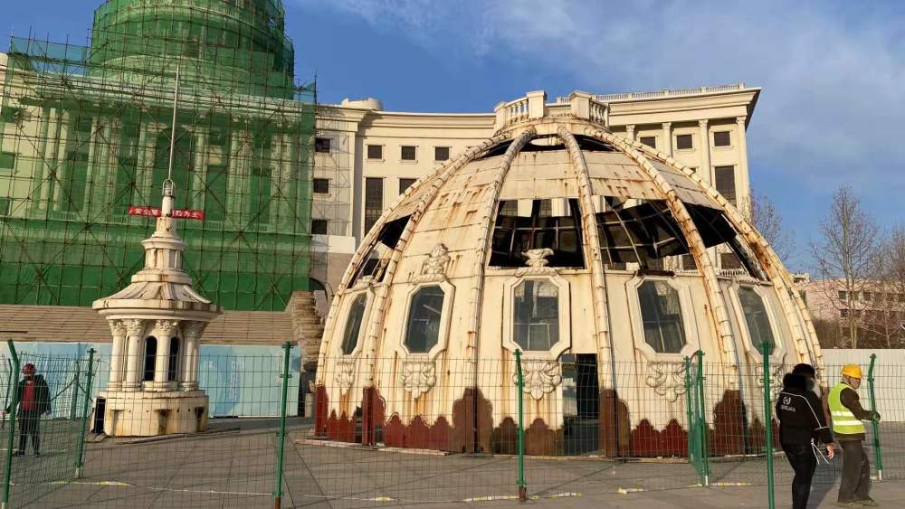 北京吉利学院办学或将终止,校区逐步并入北京大学