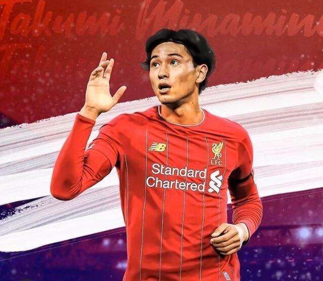 南野拓实是韦世豪的手下败将,韦世豪连轰两脚世界波南野拓实