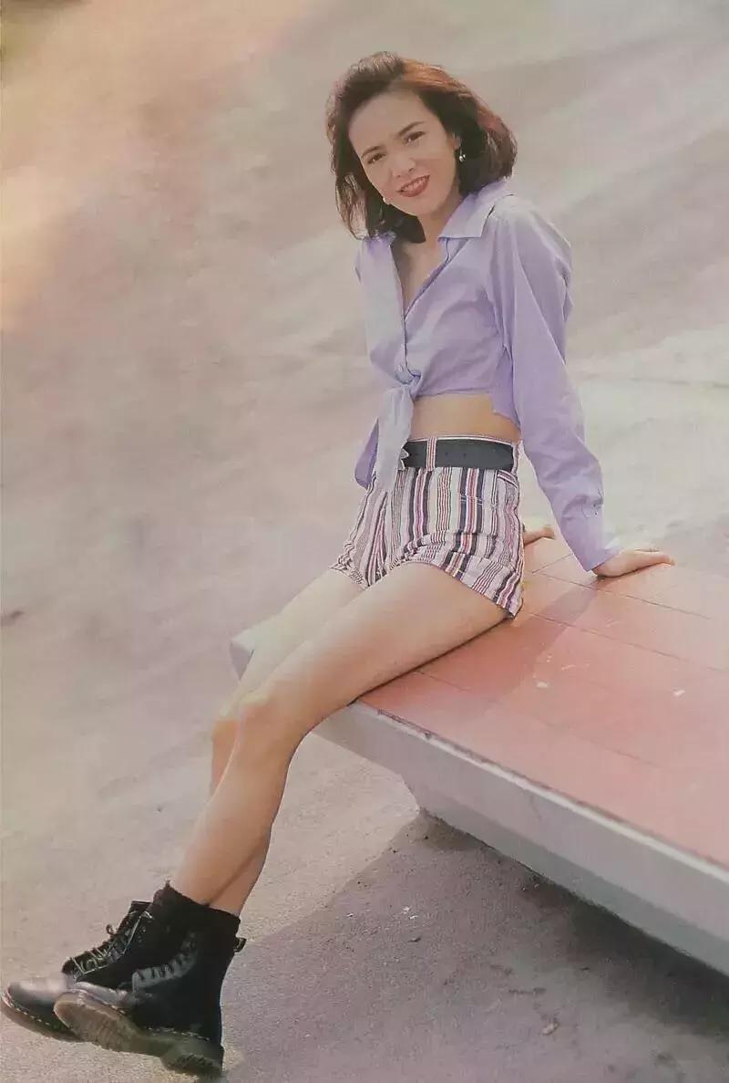 港风必备单品,流行的港风穿搭