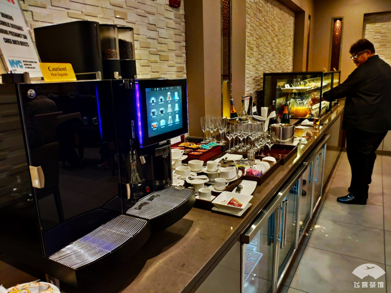 阿联酋航空a380头等舱套房解说 (土豪体验阿联酋航空a380头等舱)