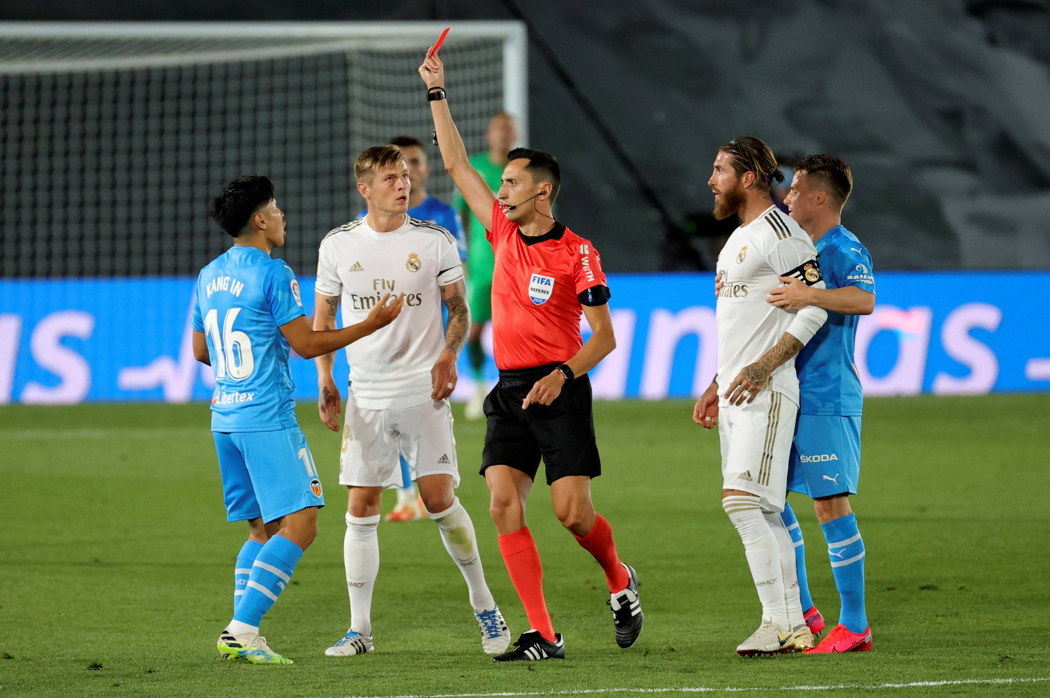 李刚仁韩国足球很多方面都要改变,韩国队评价李刚仁