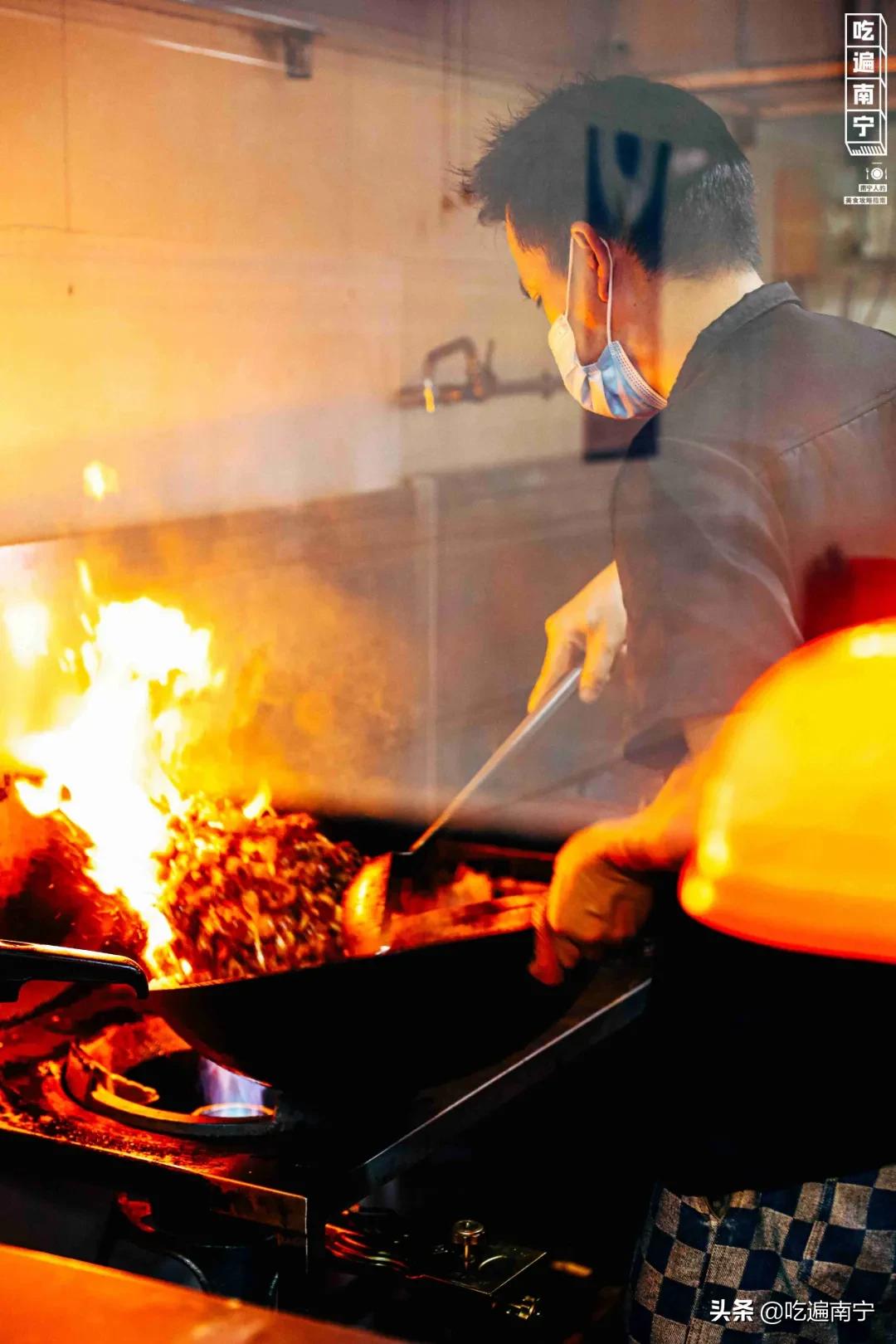 找到了!关门休息了十多天的柠檬鸭,被食客「逼着」营业