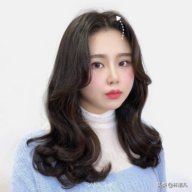 发型千千万,减龄显脸小最重要,赵丽颖说秘密就在刘海分缝线上