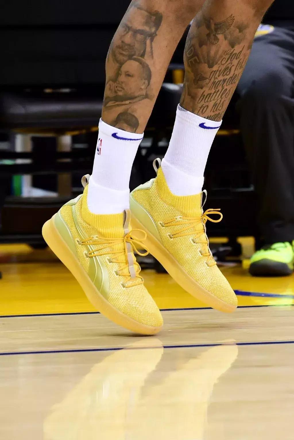 杜兰特太阳首秀上脚球鞋,nba2019总决赛g5杜兰特上脚球鞋