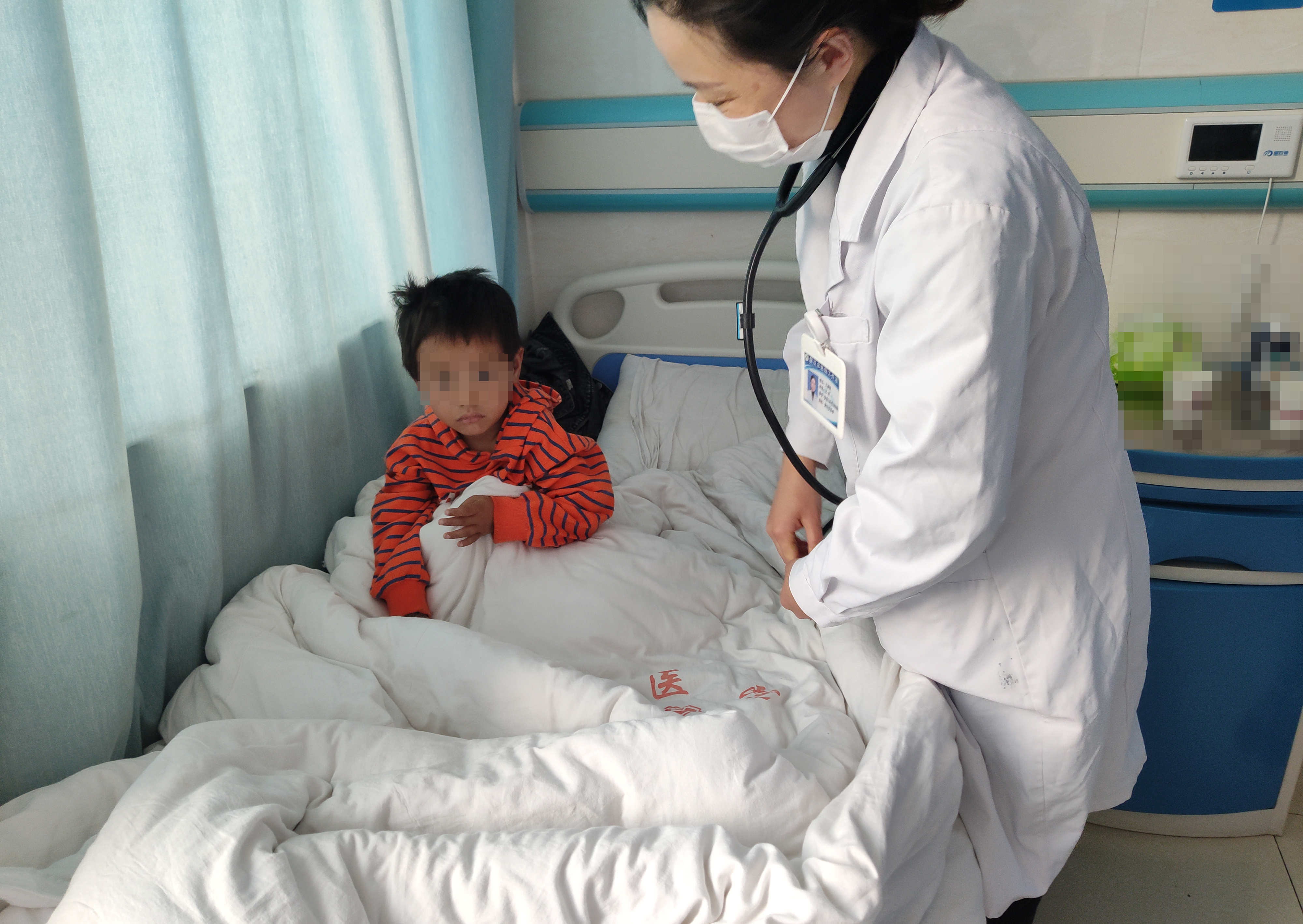 盘江总医院：家长们注意了！藏在幼儿衣物里的“隐形杀手”不容忽视