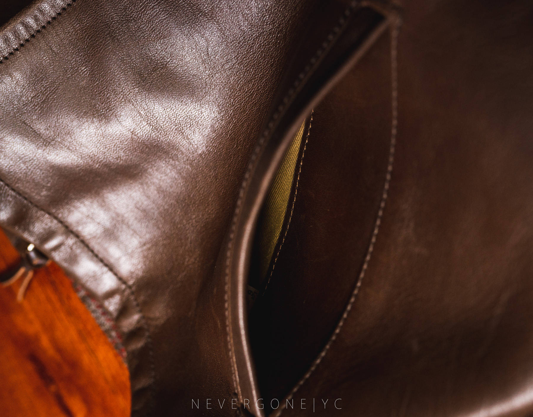 卖2万却不想让人买到的皮衣：AtLastCoLot.670马皮皮衣