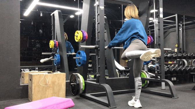 臀中肌变大是怎么回事,臀凹陷不能全是练臀中肌解决