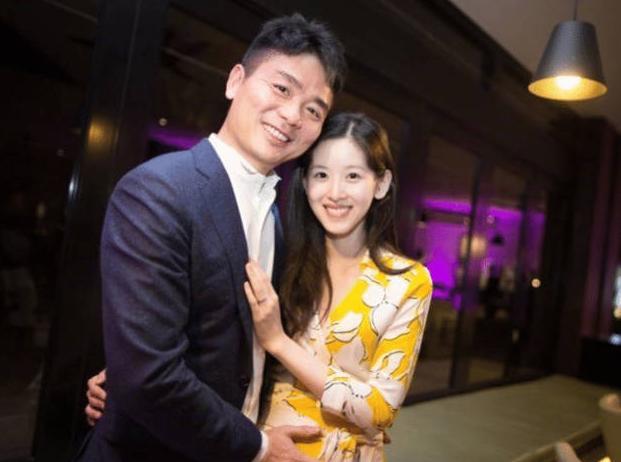 奶茶妹妹章泽天的商业思维,奶茶妹妹章泽天靠什么赚钱