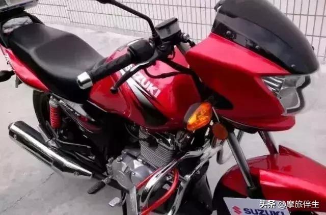 摩托车125cc上牌需交什么费用,排量125cc摩托车耗油量