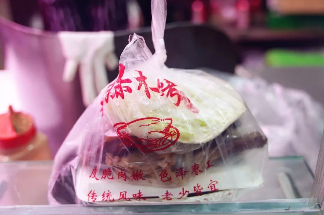 无夜市不夏天!西园里菜场竟然是个“深夜大食堂”?