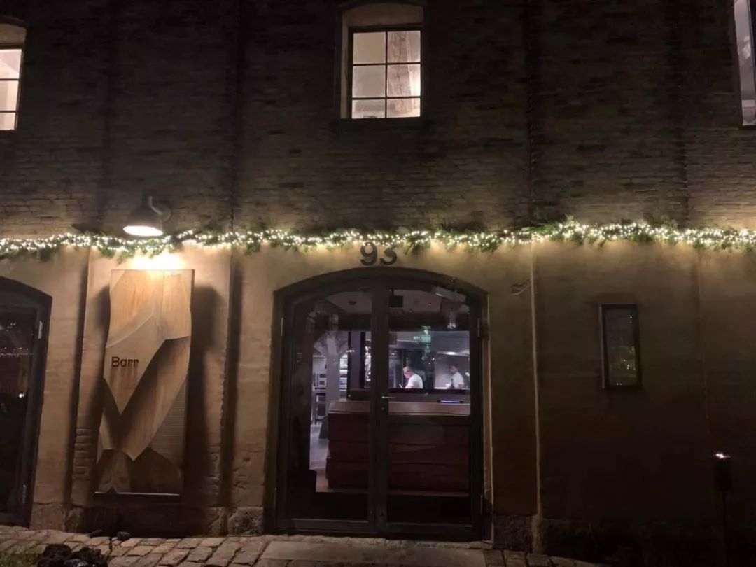 世界第一餐厅NOMA:“有什么吃什么”的能耐和“改变世界”的勇气