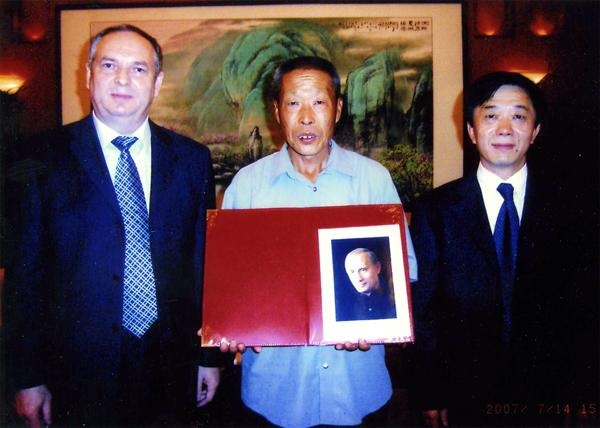 抚顺有个用鸿毛写羽书的《三十六技》奇人刘东红