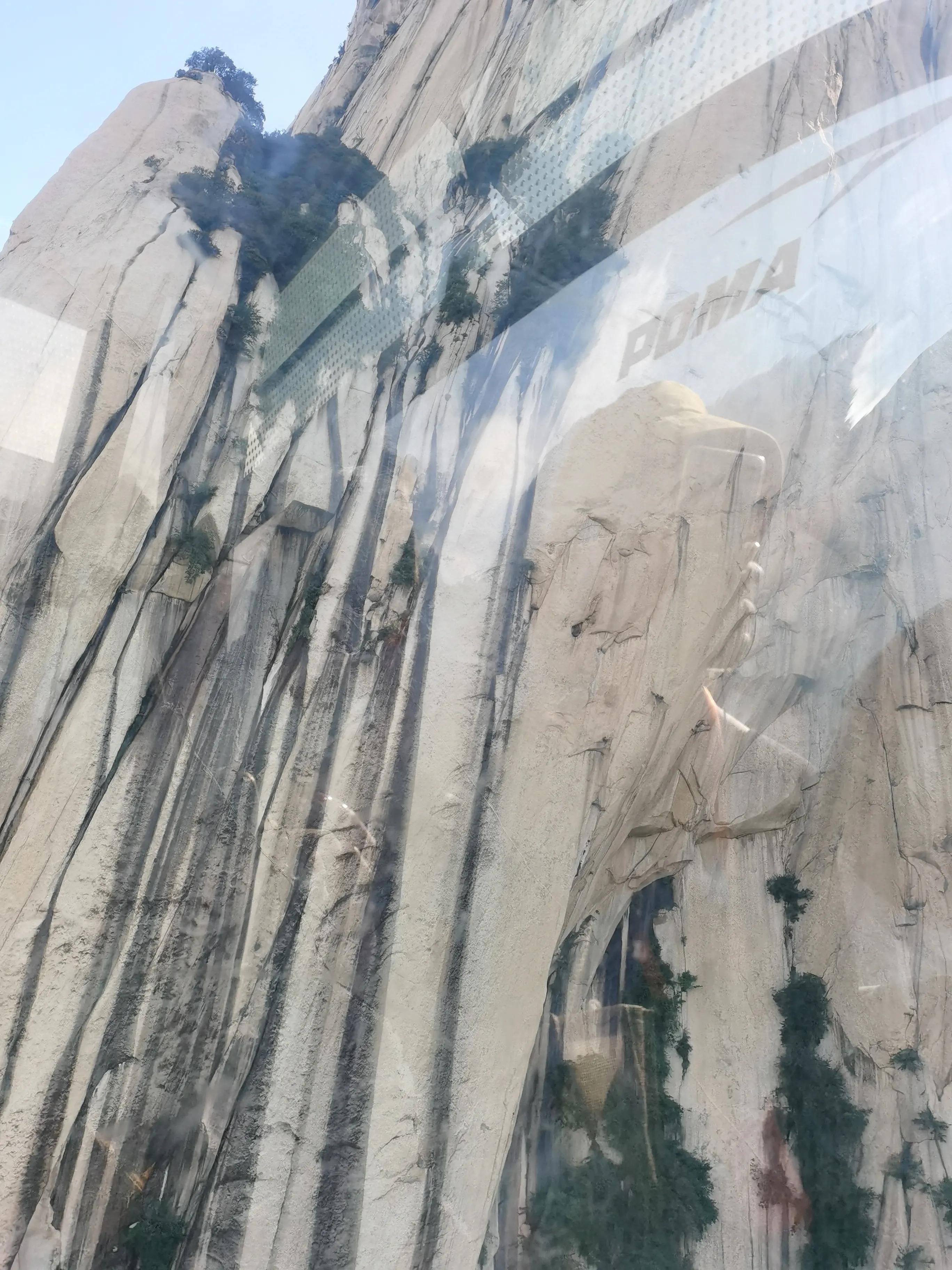 爬华山几小时能登顶,首次登顶华山之巅