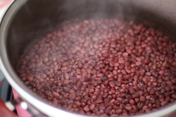 红豆食用价值,250克红豆做豆沙需要多少糖和油