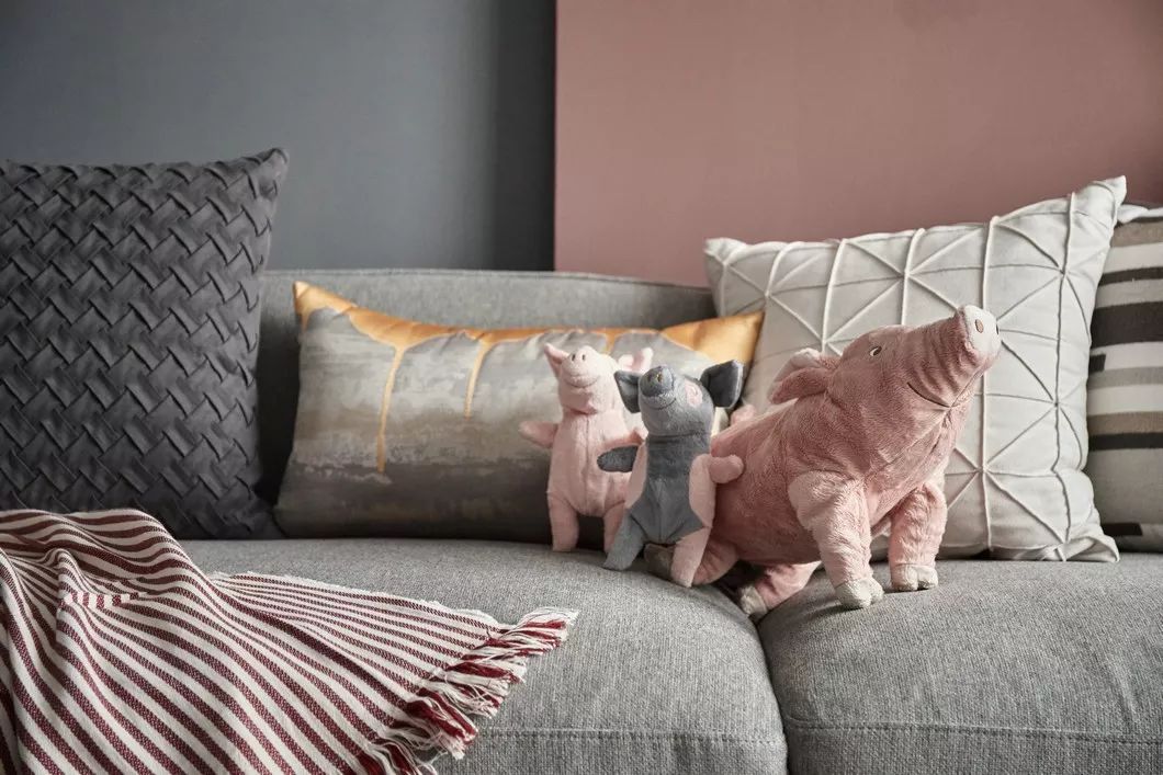 烟粉高级灰撩人的轻熟风,设计高级灰烟粉撩人轻熟风