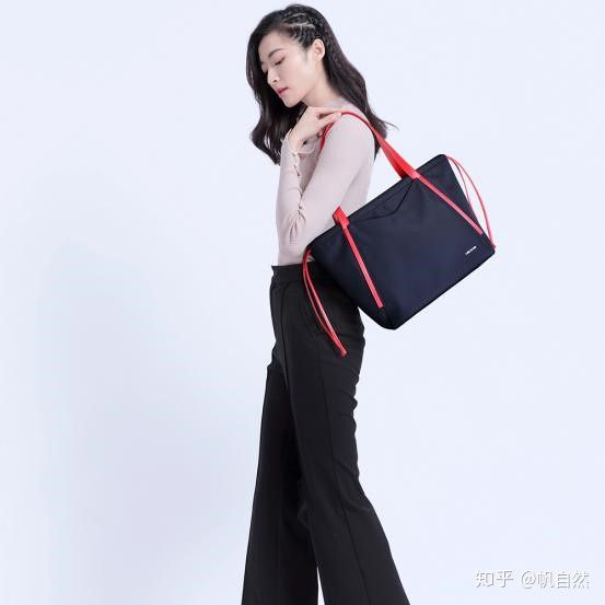 旅行穿衣搭配推荐,旅行中怎么穿才好看呢