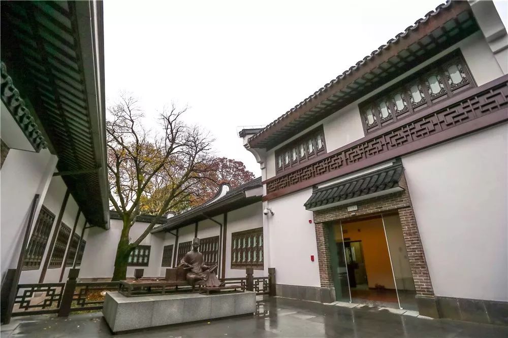 上海人游上海，这51个地方才不“踩雷”！