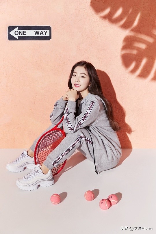 裴珠泫露脐,裴珠泫irene露脐