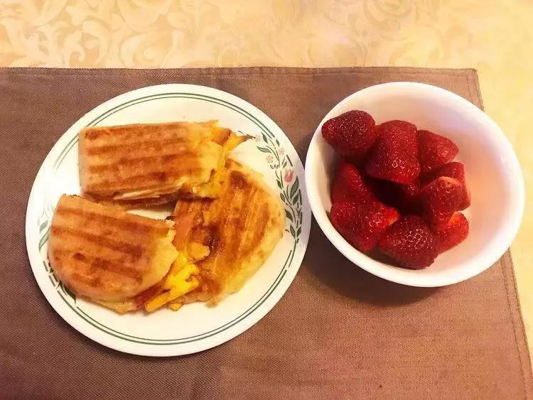 女教师裸辞后去农村,裸辞女教师