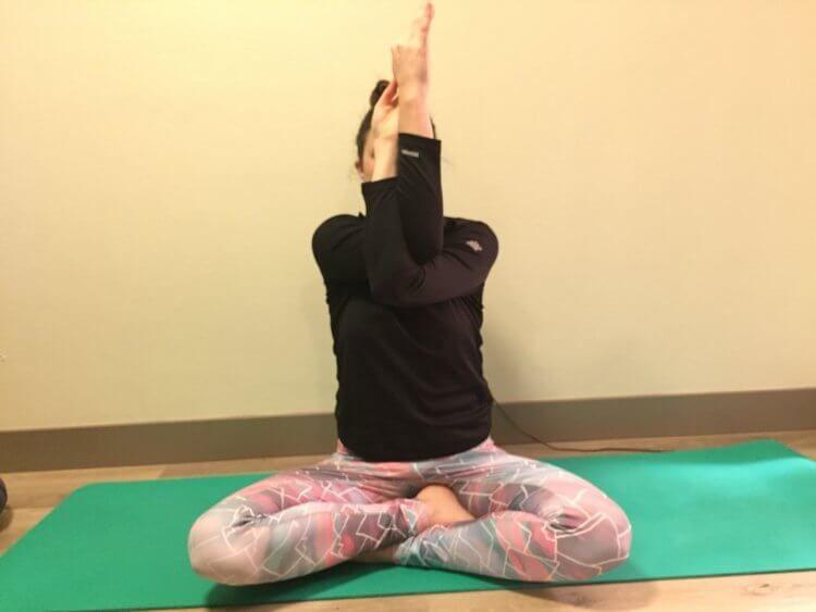 韩国妹子JuMiKim，长相清纯却是个大力士，一身肌肉太帅了