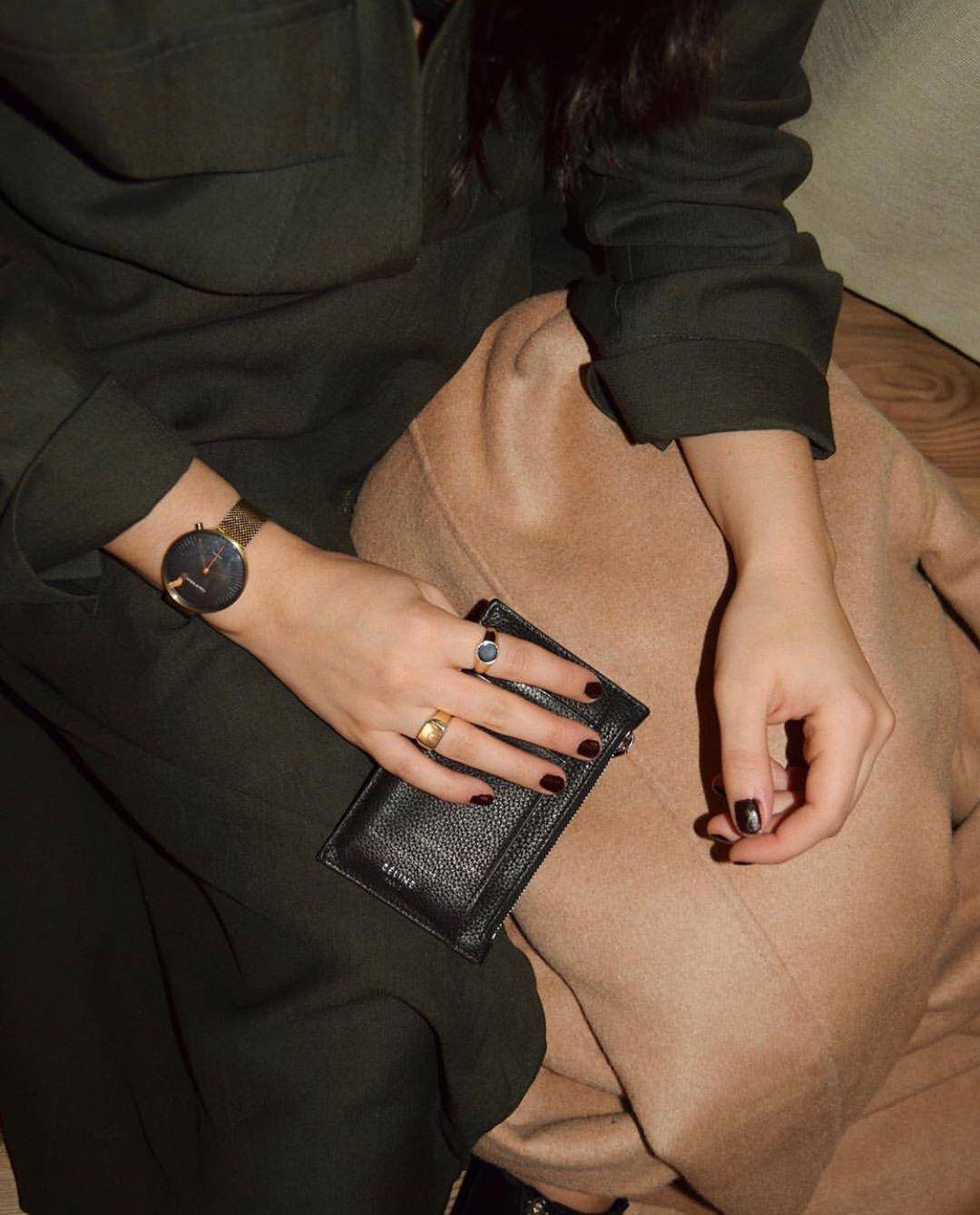 有时候质感就体现在小小的配件上，一件可以陪你穿梭日常的珠宝