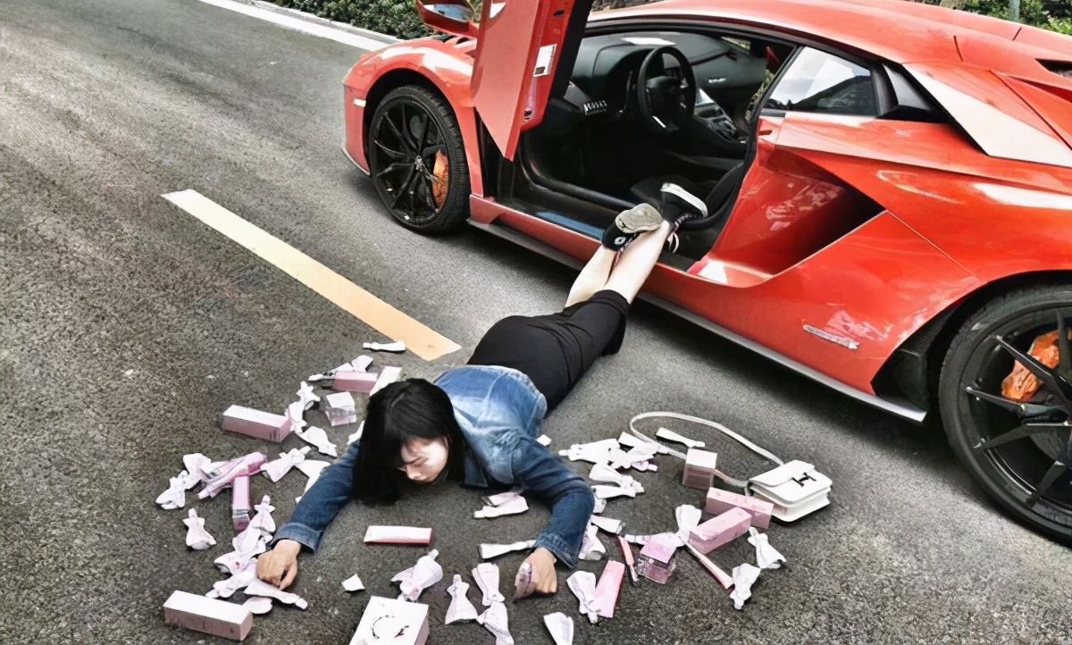 辣妈白手起家月收入百万,辣妈白手起家月收入百万完整版