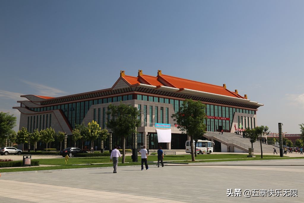 昔日男人走口外,女人挑苦菜的河曲县如今怎么样