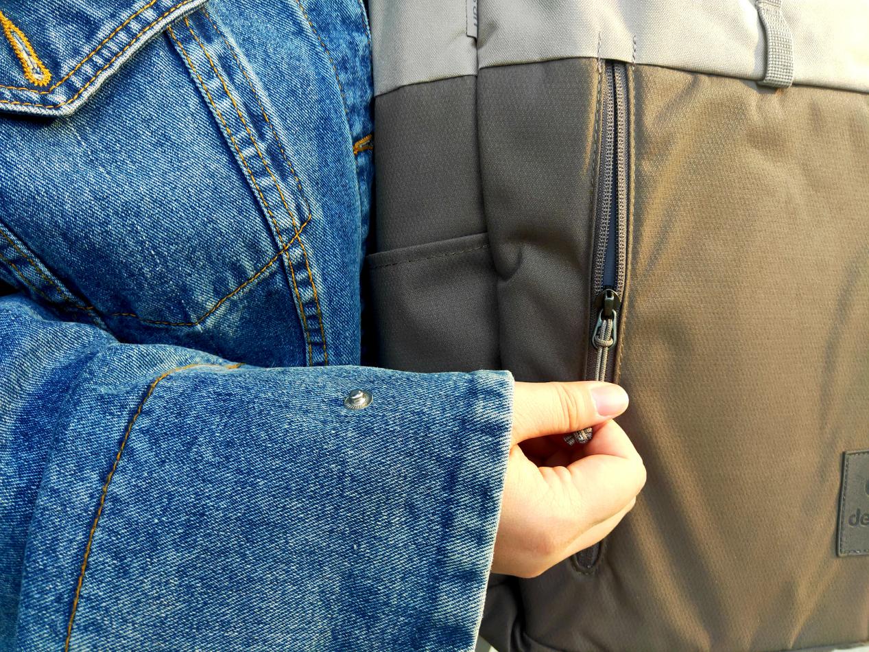 多特deuter商务双肩包,deuter多特通勤包