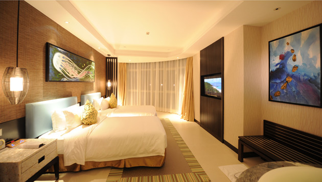 去三亚自由行住酒店还是民宿,去三亚旅游住哪最好