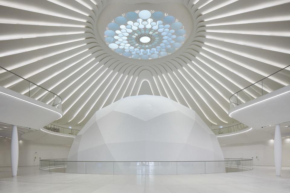 迪拜世博会中国馆正式试运营,迪拜世博会各国展馆建筑抢先看