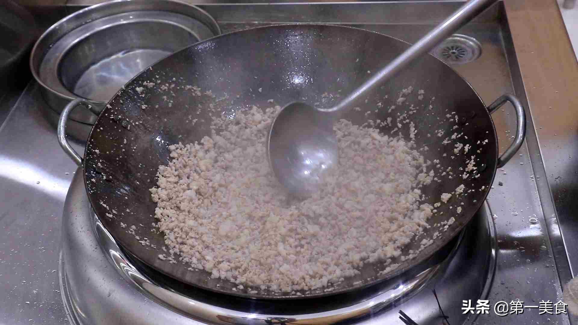 大师教你炸酱家常做法,黑色的炸酱酱汁怎么做