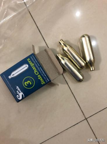 夏天必备解暑神器测评,炎炎夏日最好的解暑神器就是简单