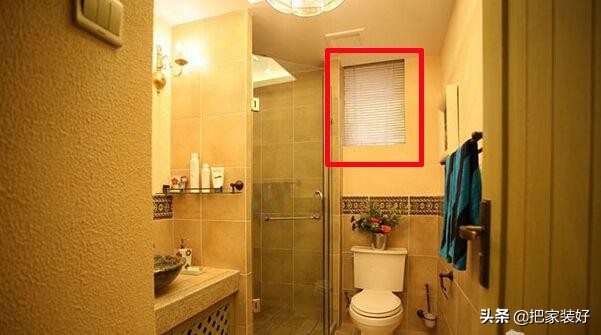 卫生间有窗户为啥还潮湿怎样解决,卧室挨着卫生间的墙发霉怎么补救