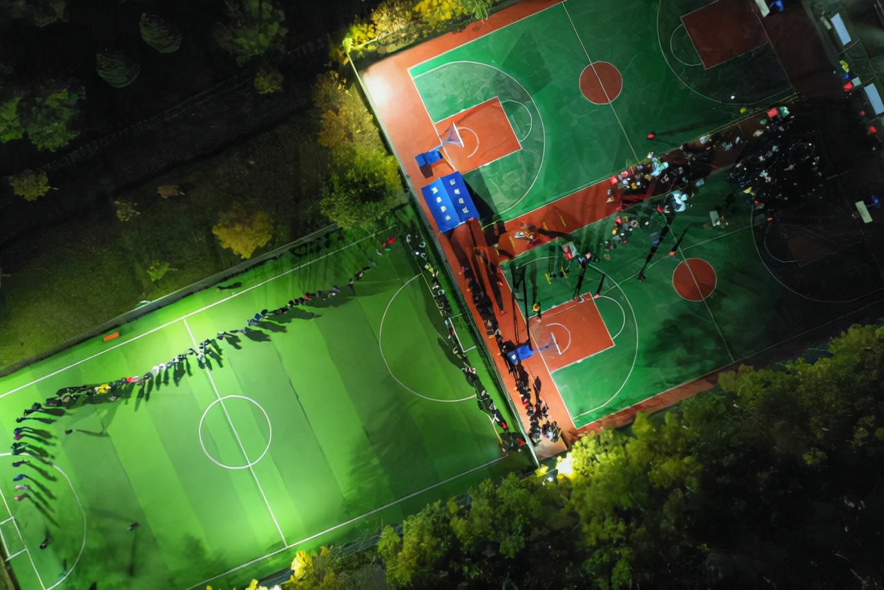 成都市民排队连夜核酸检测,银川今天要全员核酸检测吗