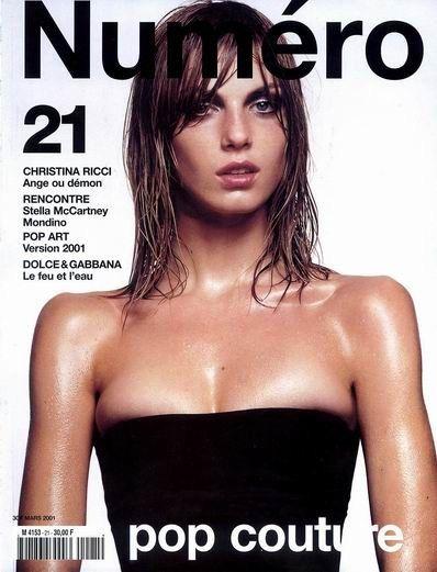 全球最撩超模！一双狐狸媚眼迷倒众生，爆红后却在乡下养鸡？