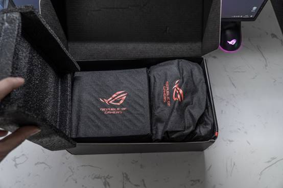 rogstrix雷鹰850g测评,rogstrix雷鹰550w