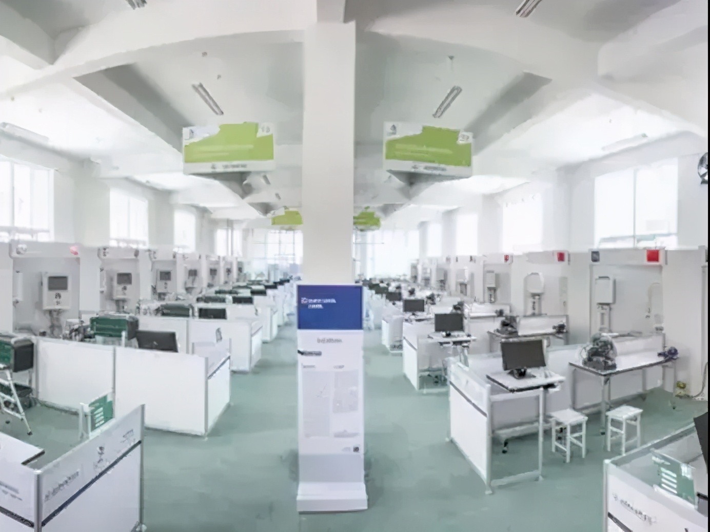 山东工业技师学院一年多少钱,山东工业技师学院2023招生简章