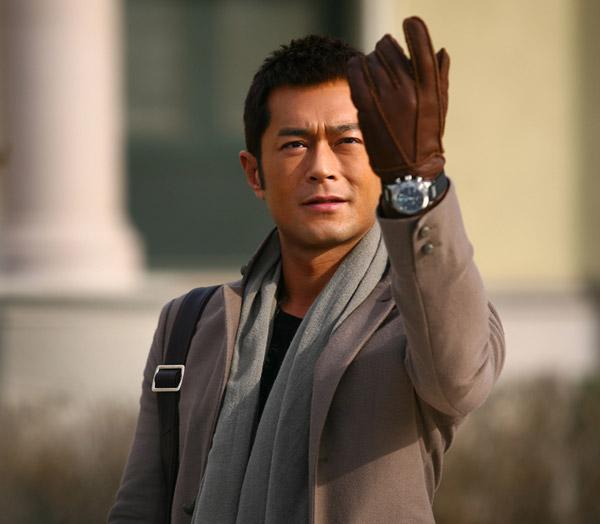 有钱任性!白敬亭爱鞋如命,大S不买便宜货,范冰冰爱好太恐怖……