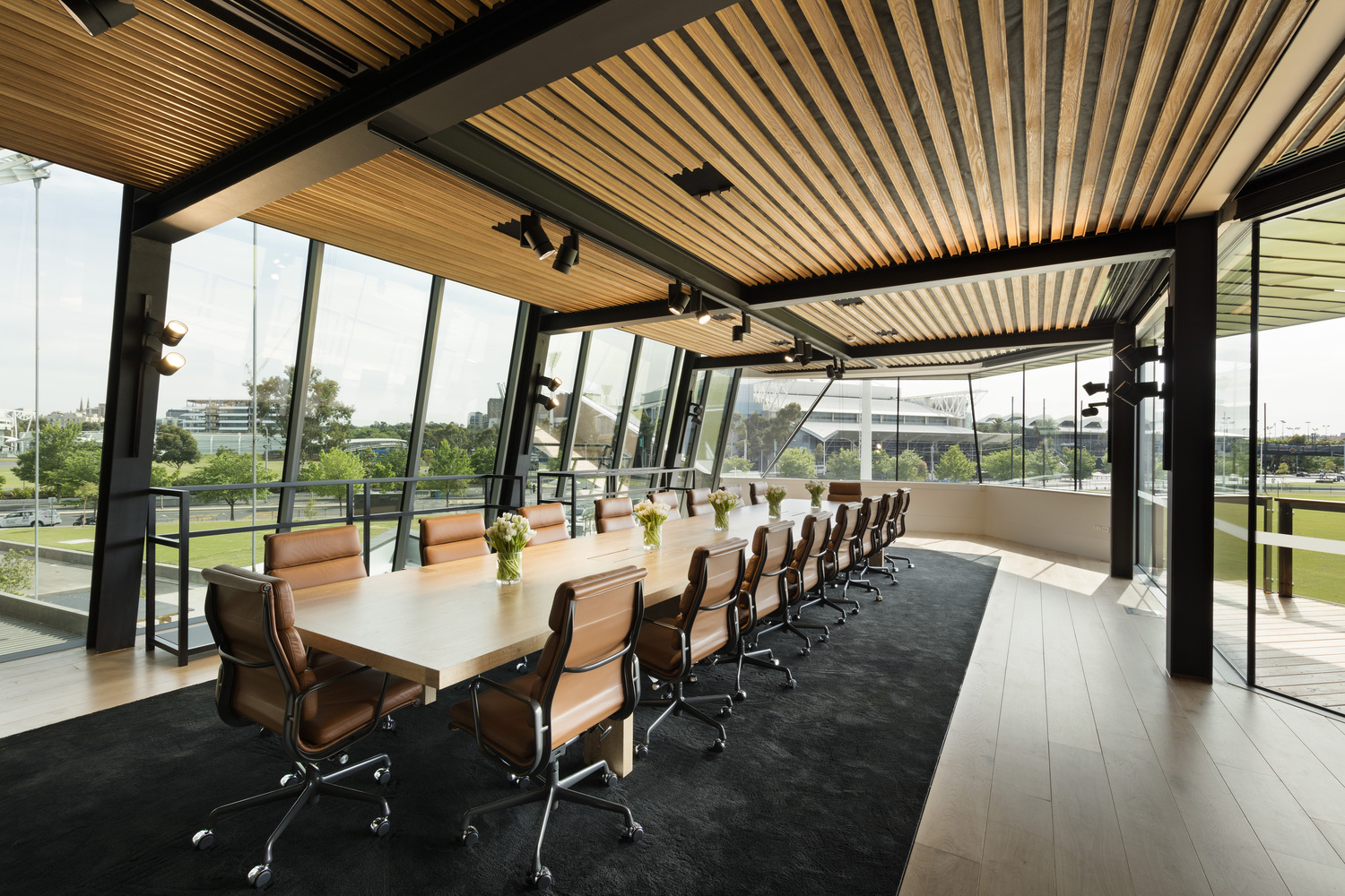 婢冲ぇ鍒╀簹glasshouse,婢冲ぇ鍒╀簹绀惧尯涓績