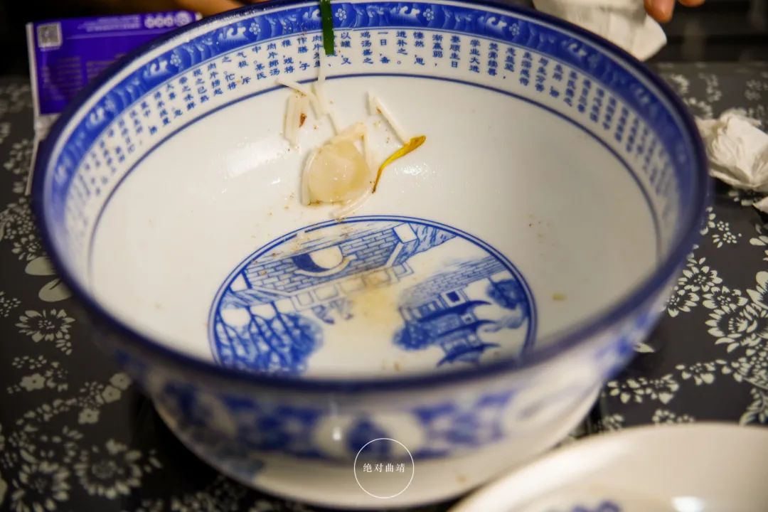 曲靖200一碗的过桥米线,曲靖高端过桥米线