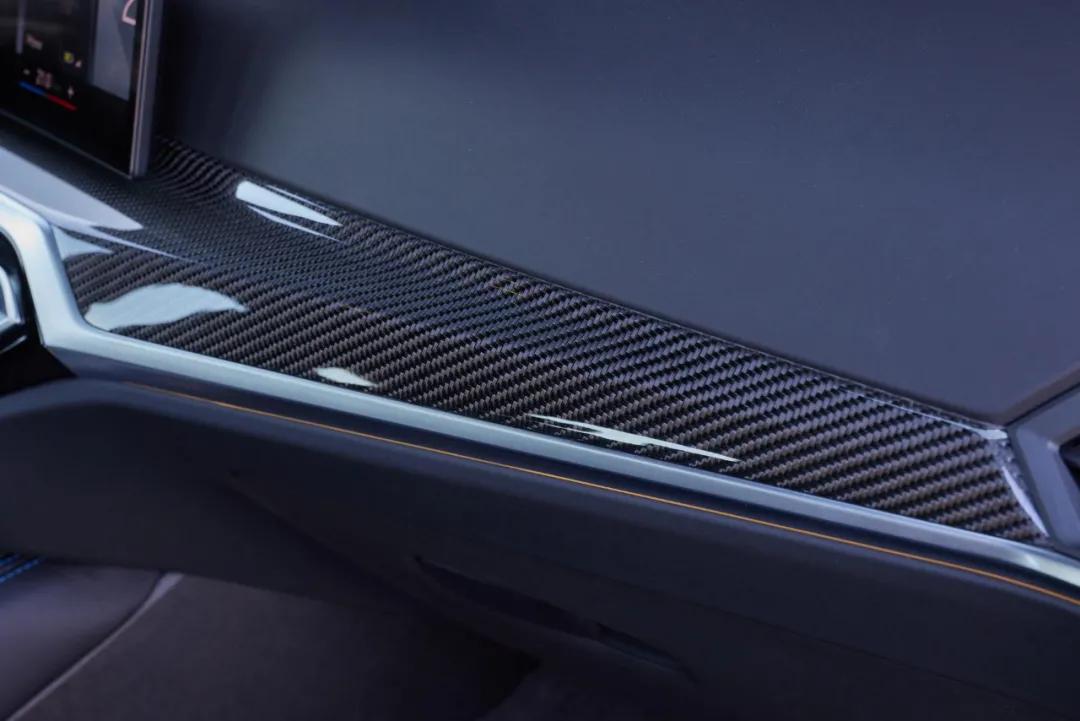 全球首款宝马汽车,宝马纯电动i4试驾视频