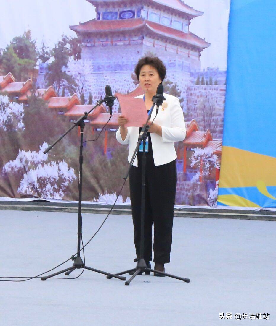 二青会实体火炬首站传递,二青会实体火炬传递完美收官