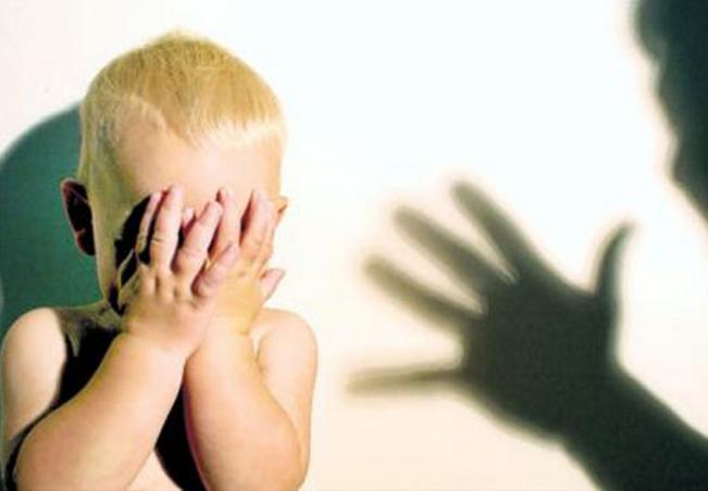 幼儿便盆撒尿训练,2-3岁训练大小便蹲便