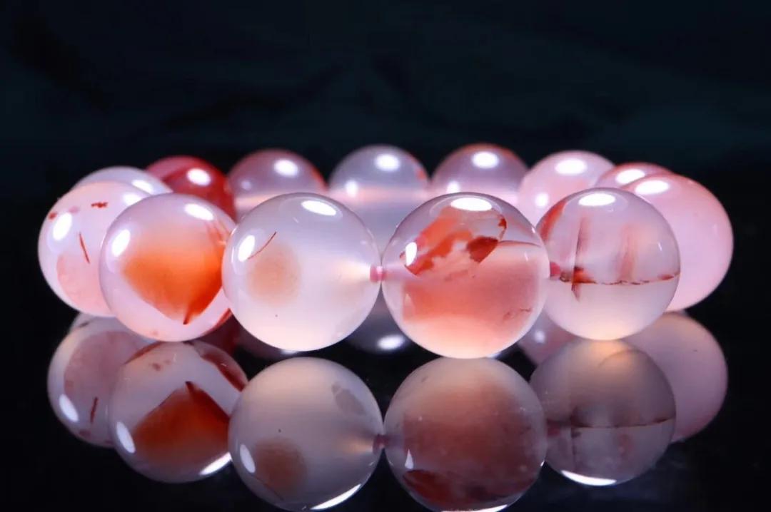 文玩菩提多宝手串,上档次的多宝手串怎么搭配