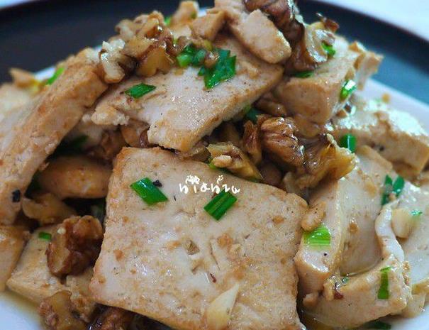 吃够了黑豆黑芝麻？白癜风食疗之家常菜推荐，助力白斑消退！