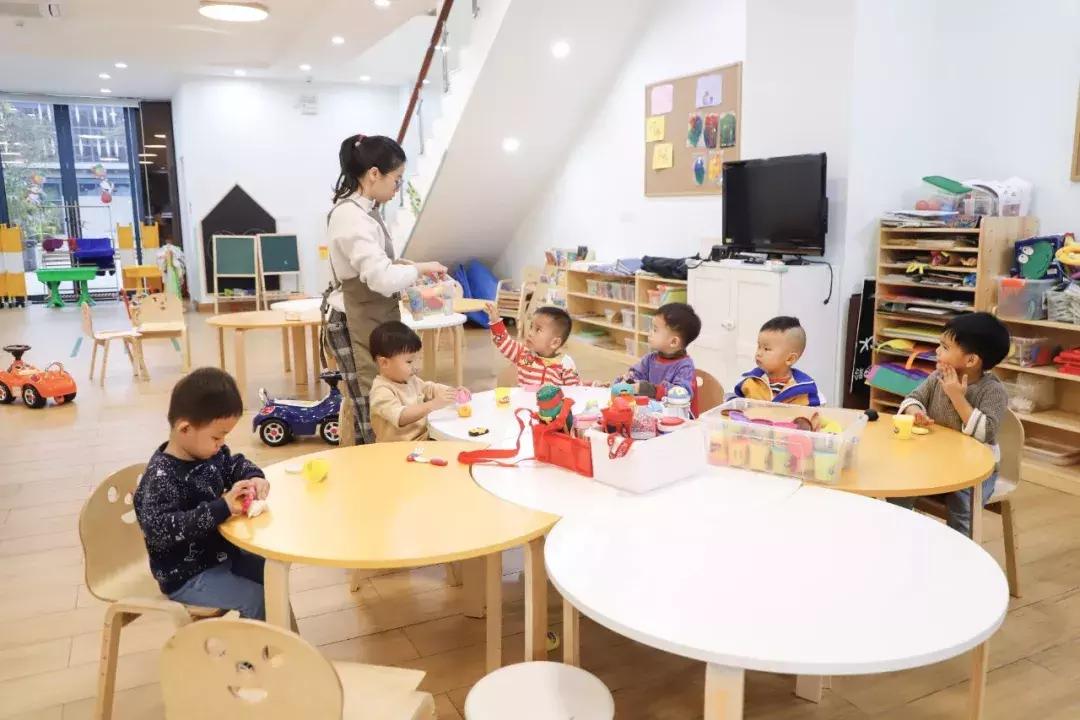 东莞长安托管机构,东莞一对一托育早教机构