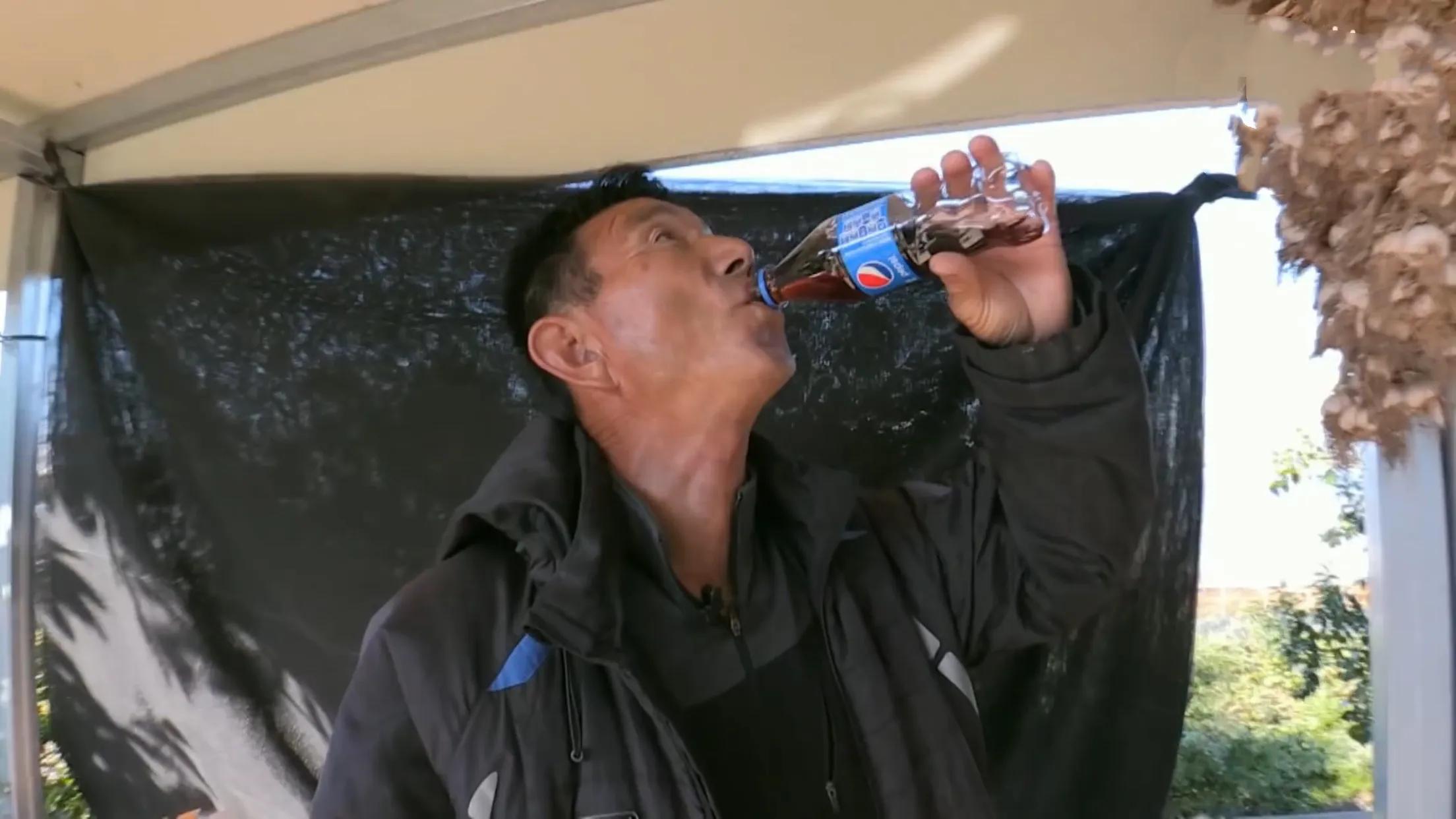 男人总打嗝,男人整天打嗝